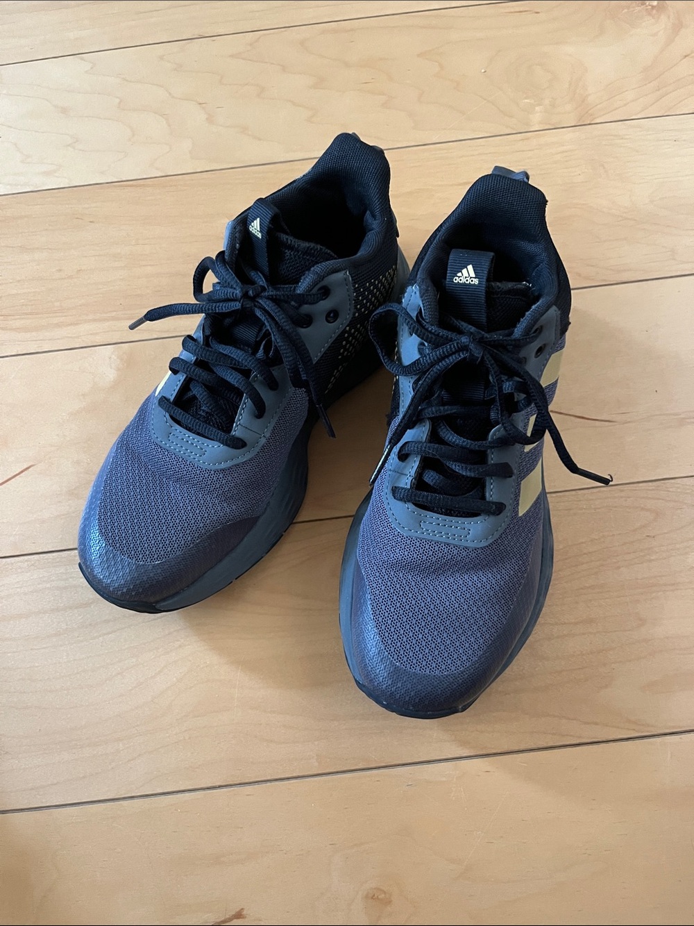 adidas Men's Blue and Black Athletic Sneakers